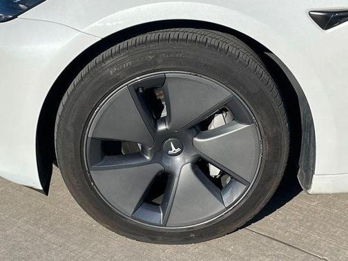 Pearl White Multi 2023 Tesla Model 3 Base