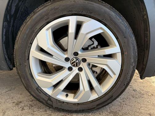 2021 Volkswagen Atlas 3.6 V6 SE w/ Technology