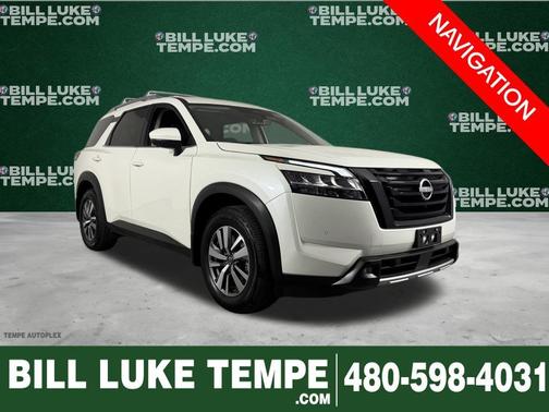 White 2023 Nissan Pathfinder SL