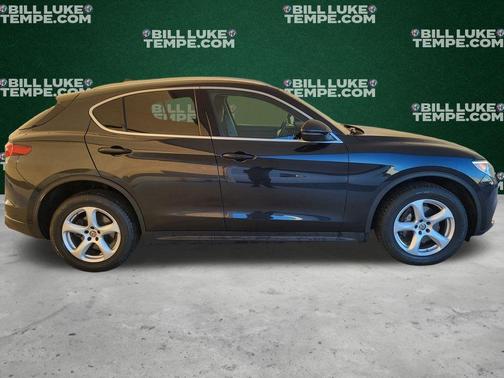 2018 Alfa Romeo Stelvio Base