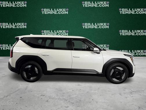 2024 Kia EV9 Light Long Range
