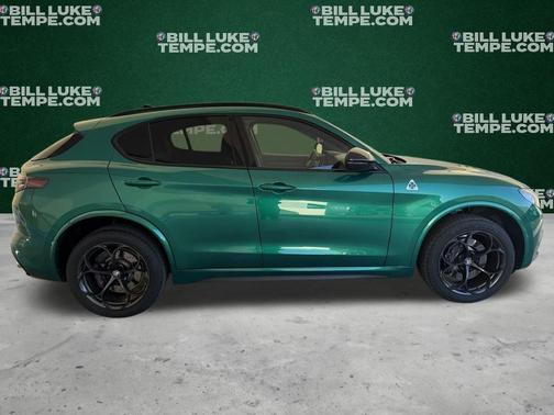 2024 Alfa Romeo Stelvio Quadrifoglio