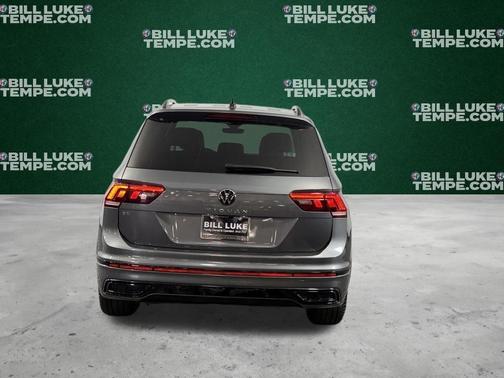 Platinum Gray Metallic 2024 Volkswagen Tiguan 2.0T SE R-Line Black