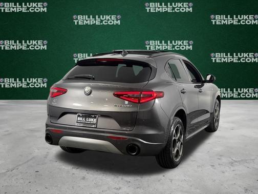 Vesuvio Gray Metallic 2023 Alfa Romeo Stelvio Ti