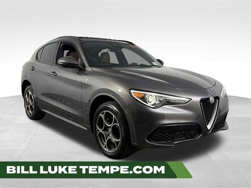 Vesuvio Gray Metallic 2023 Alfa Romeo Stelvio Ti