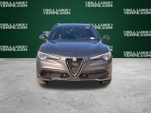 Vesuvio Gray Metallic 2023 Alfa Romeo Stelvio Ti