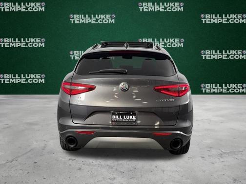 Vesuvio Gray Metallic 2023 Alfa Romeo Stelvio Ti