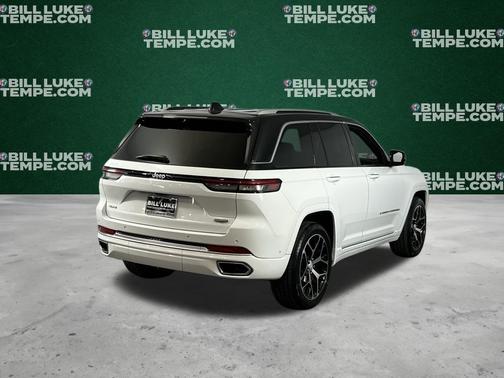 2023 Jeep Grand Cherokee Summit