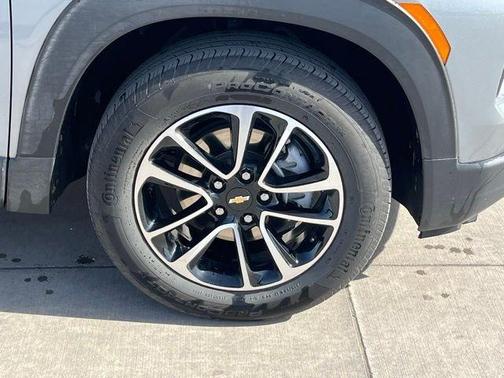 Sterling Gray Metallic 2025 Chevrolet Trailblazer LT