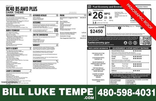 2025 Volvo XC40 B5 Plus Dark Theme