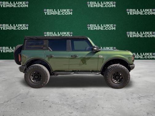 Eruption Green Metallic 2022 Ford Bronco Wildtrak