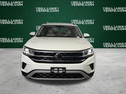Pure White 2022 Volkswagen Atlas 2.0T SE w/Technology