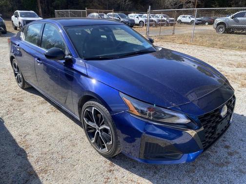 2024 Nissan Altima SR FWD