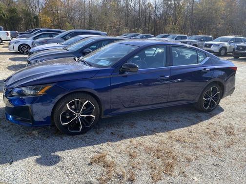 2024 Nissan Altima SR FWD