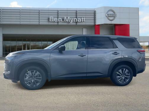 2025 Nissan Pathfinder S FWD