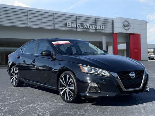 2021 Nissan Altima SR FWD