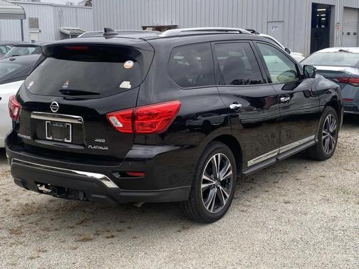 2020 Nissan Pathfinder Platinum 4WD