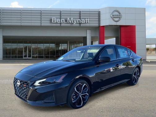 2025 Nissan Altima SR FWD