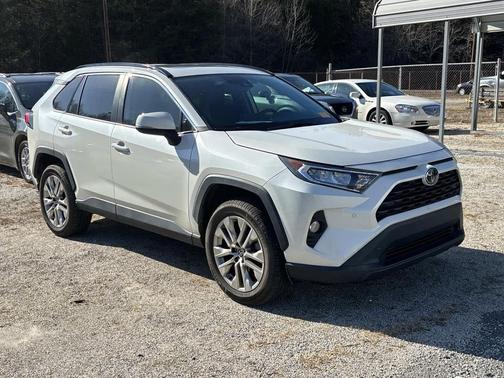 2021 Toyota RAV4 XLE Premium