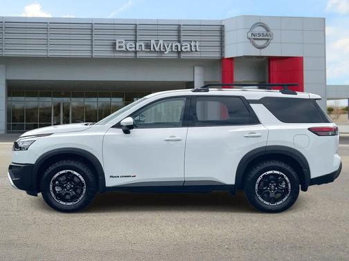 2025 Nissan Pathfinder Rock Creek 4WD