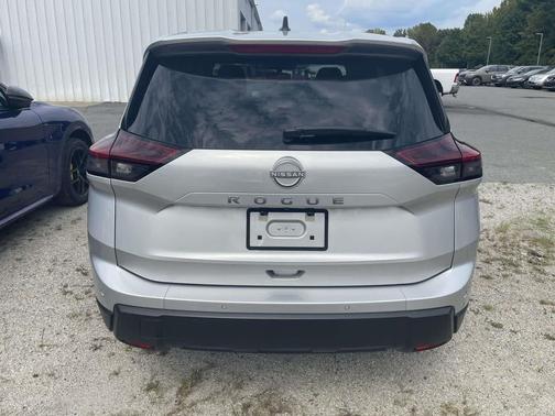 2025 Nissan Rogue S