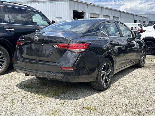 Super Black 2025 Nissan Sentra SV