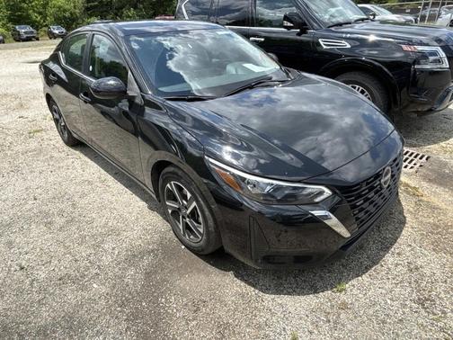 Super Black 2025 Nissan Sentra SV