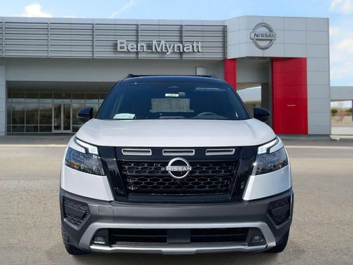 2025 Nissan Pathfinder Rock Creek 4WD