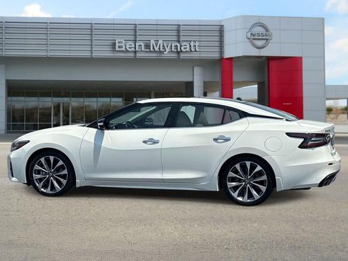 Pearl White Tricoat 2022 Nissan Maxima 3.5 Platinum