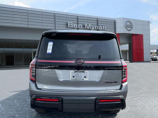 2025 Nissan Armada PRO-4X 4WD