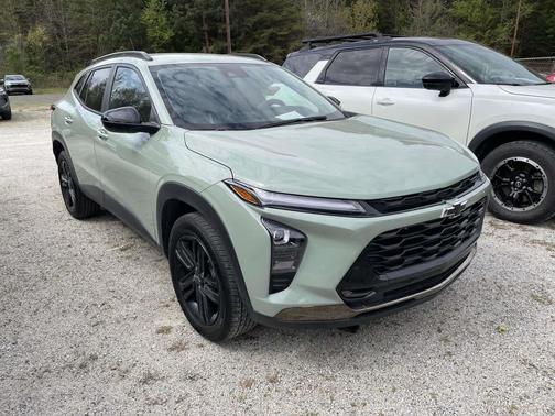 Cacti Green 2025 Chevrolet Trax FWD ACTIV