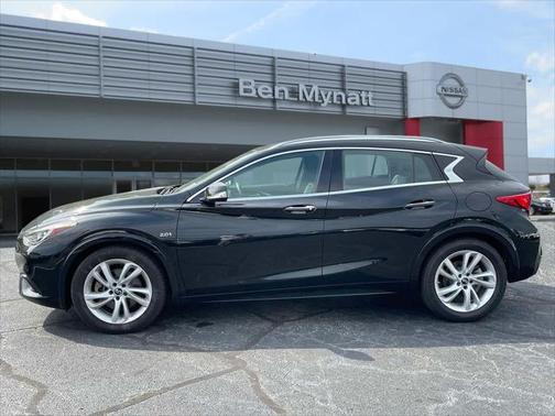 2019 INFINITI QX30 LUXE
