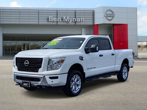 Glacier White 2024 Nissan Titan XD SV