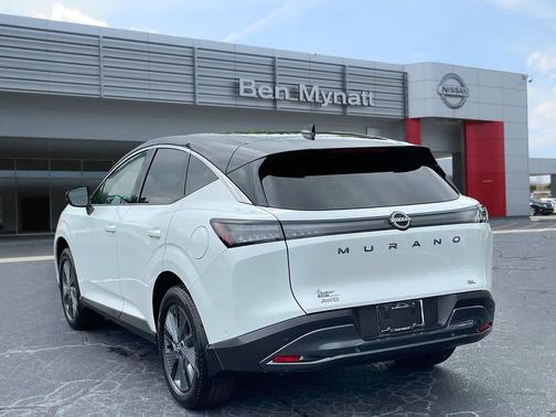 2025 Nissan Murano SL