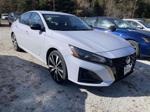 2024 Nissan Altima SR FWD