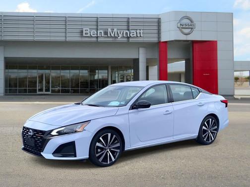 2024 Nissan Altima SR FWD