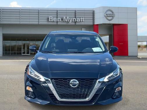 2022 Nissan Altima 2.5 SL