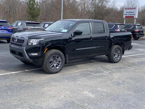 2025 Nissan Frontier SV