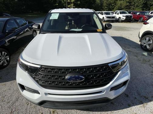 2020 Ford Explorer Base
