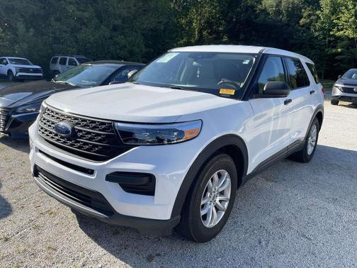 2020 Ford Explorer Base