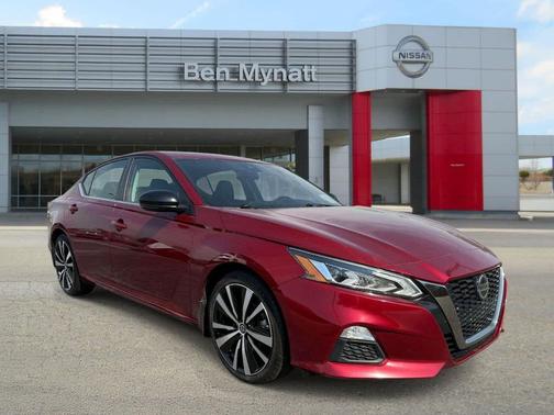 Scarlet Ember Tintcoat 2021 Nissan Altima SR FWD