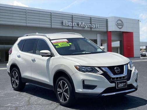 2020 Nissan Rogue SV