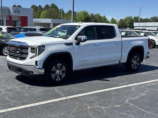 Summit White 2025 GMC Sierra 1500 SLT