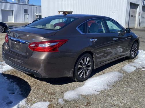 2016 Nissan Altima 2.5 SV