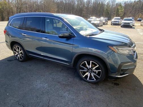 2019 Honda Pilot Touring 8-Passenger