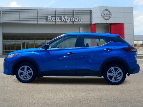 Electric Blue Metallic 2025 Nissan Kicks S