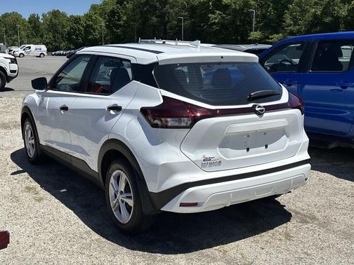 Fresh Powder 2025 Nissan Kicks S