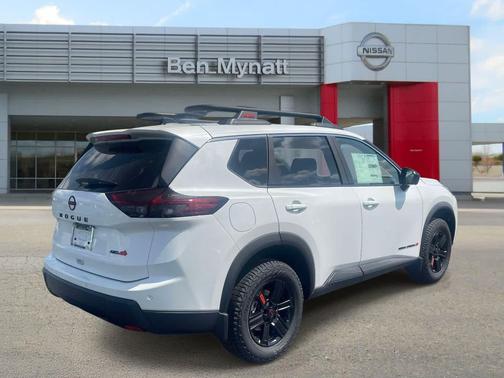 Everest White Pearl Tricoat 2026 Nissan Rogue Rock Creek