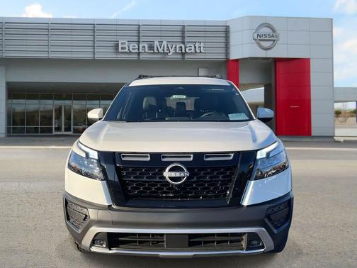 2025 Nissan Pathfinder Rock Creek 4WD