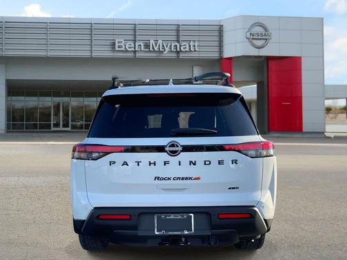 2025 Nissan Pathfinder Rock Creek 4WD